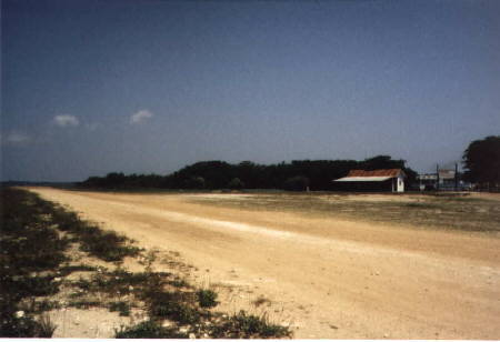 Flughafen und Rollfeld von Utila