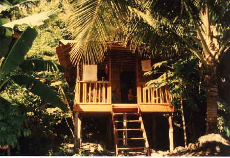 Unsere Hütte auf Kaididiri/Togian Islands