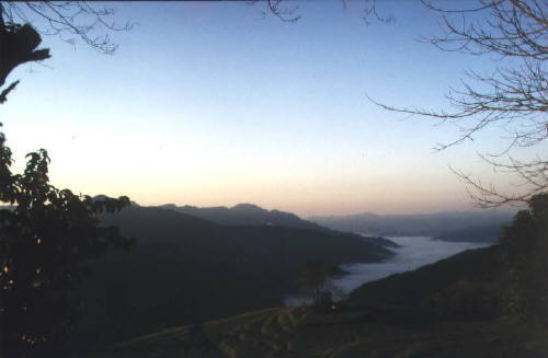 Morgens sind die T&auml;ler h&auml;ufig voll Nebel